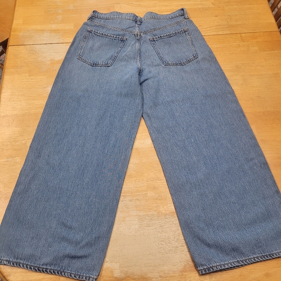Old Navy High Rise Baggy Wide Leg Drapey Denim Jeans Women's 8 Petite NWT - Picture 5 of 8